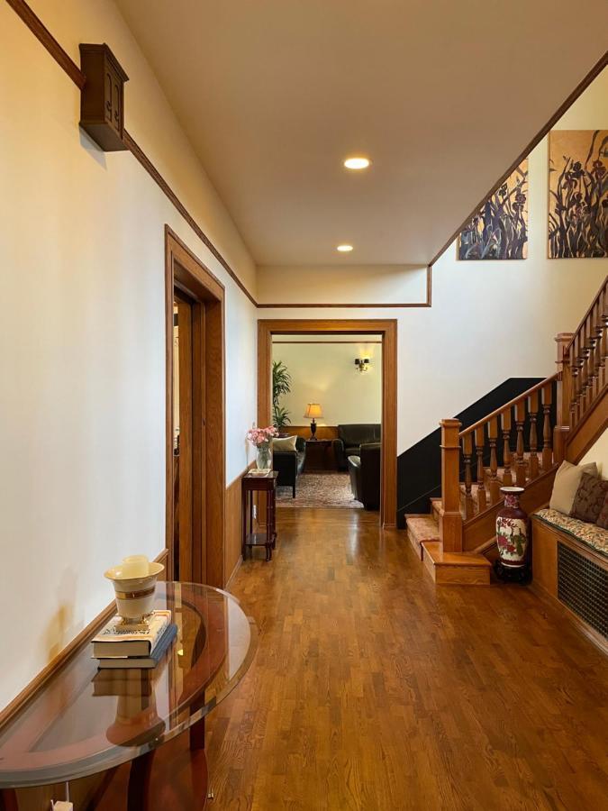 시애틀 Cecil Bacon Manor B&B 외부 사진