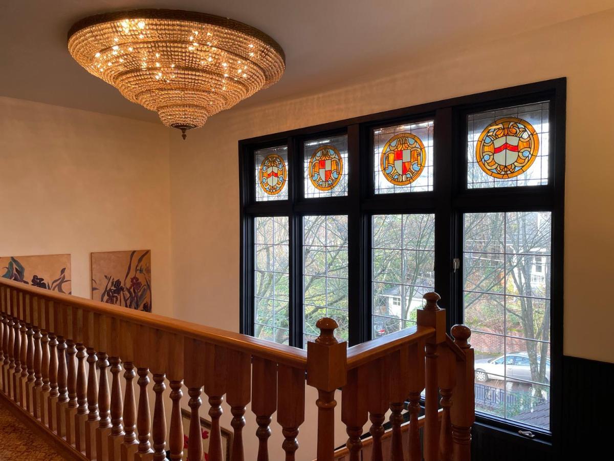 시애틀 Cecil Bacon Manor B&B 외부 사진