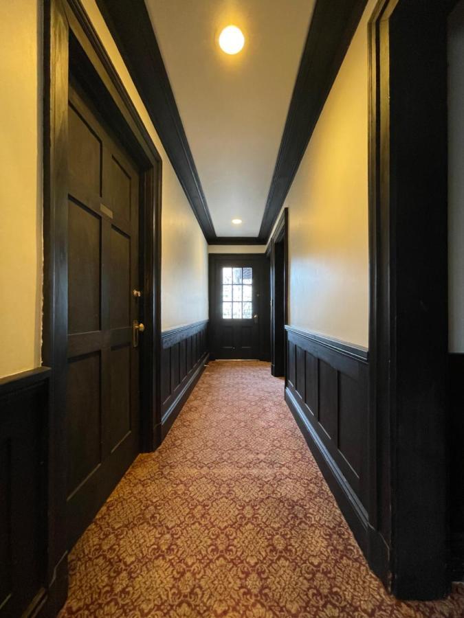 시애틀 Cecil Bacon Manor B&B 외부 사진