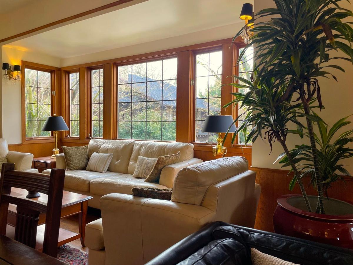 시애틀 Cecil Bacon Manor B&B 외부 사진