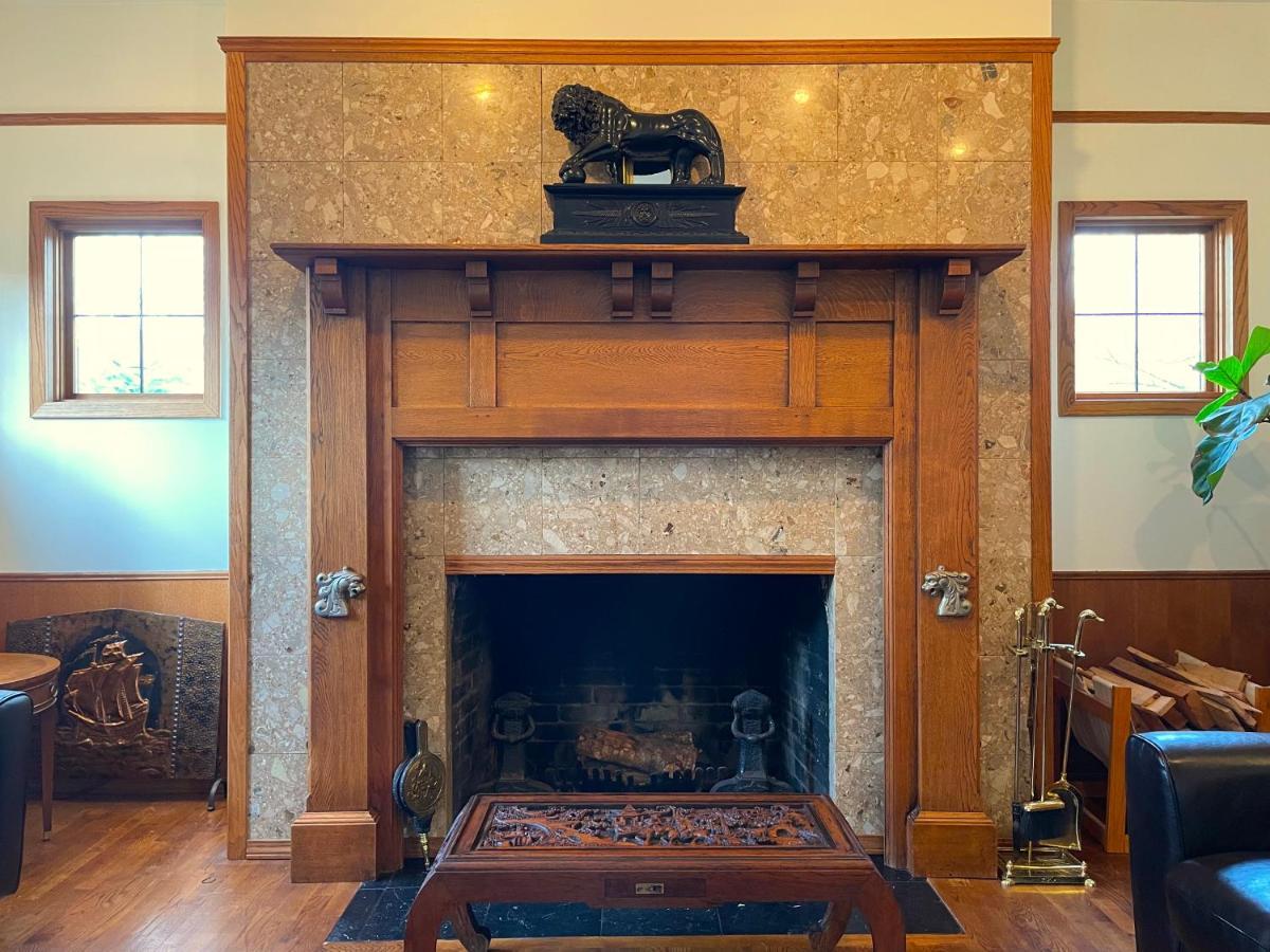 시애틀 Cecil Bacon Manor B&B 외부 사진