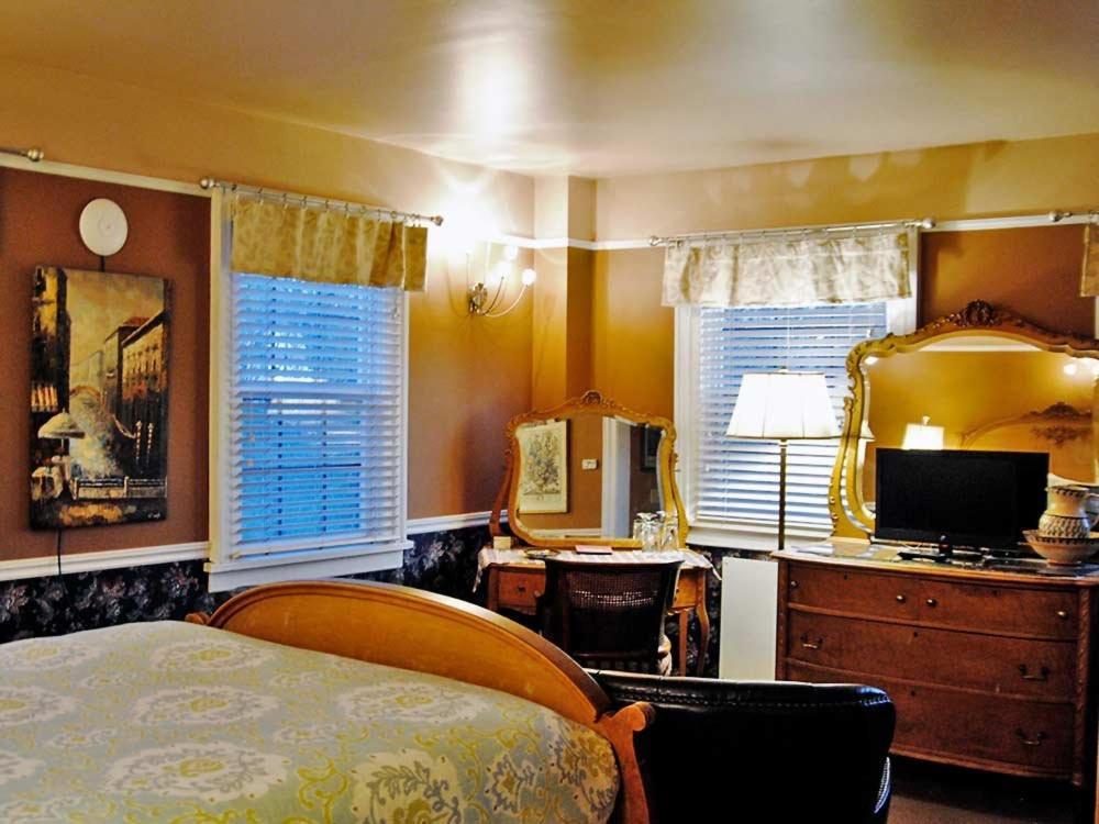 시애틀 Cecil Bacon Manor B&B 외부 사진